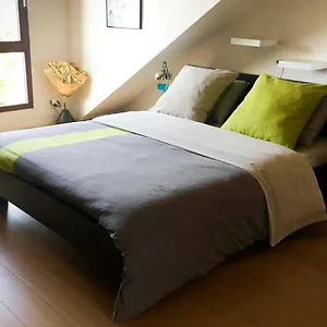 Bed & Breakfast Moensberg, Brussels